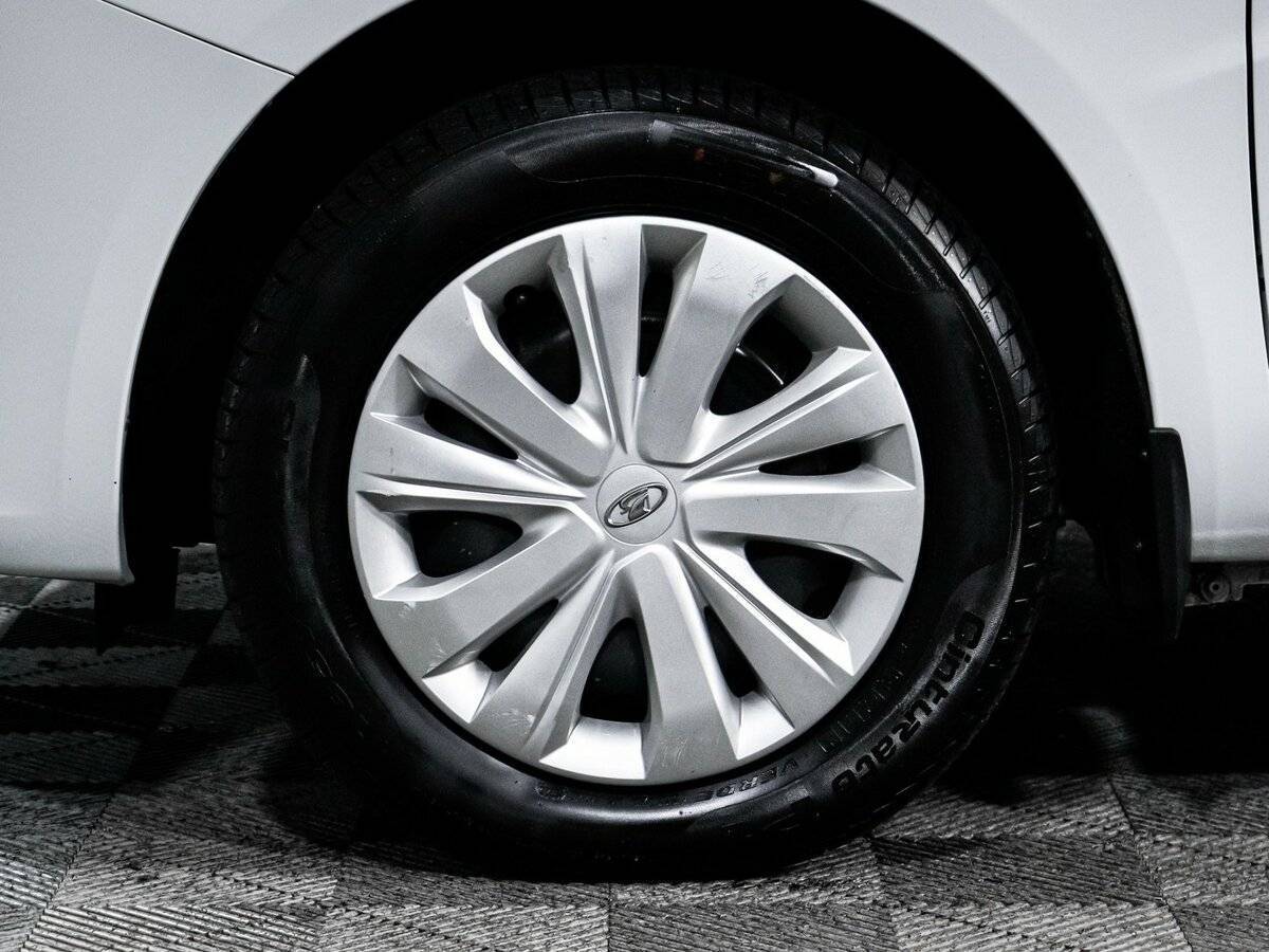 Б/У Лада (ВАЗ) Веста 2023 года. Фото: #14