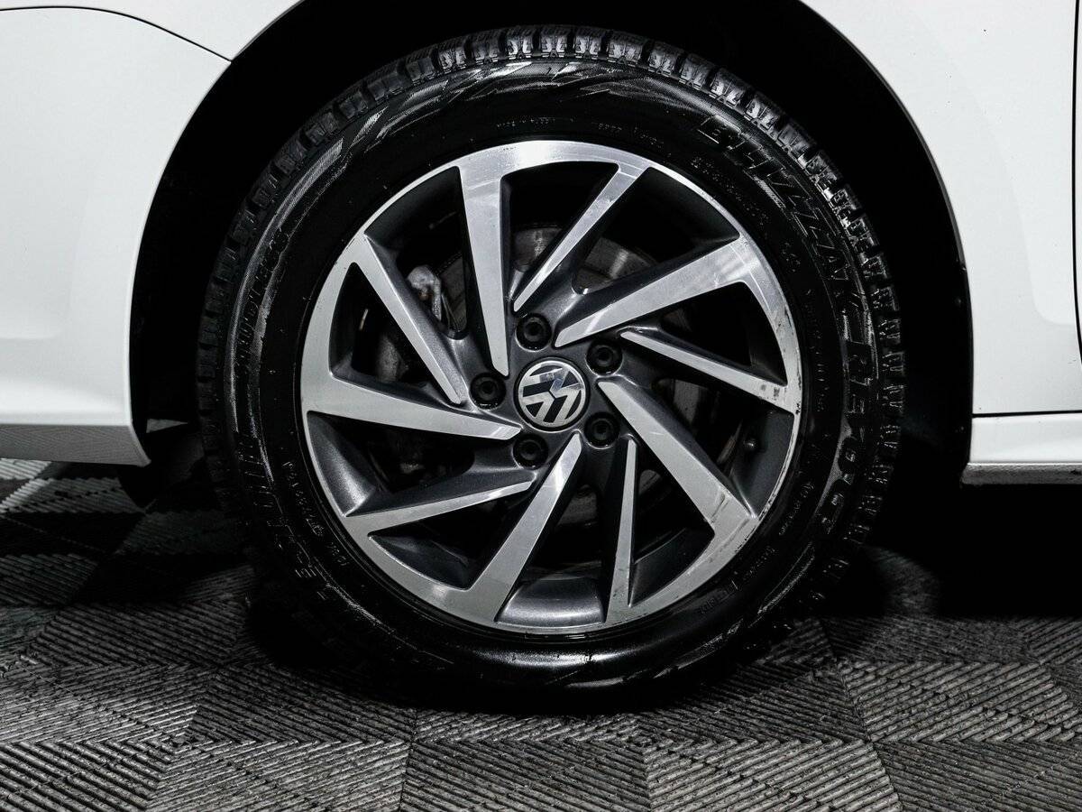 Б/У Фольксваген Джетта 2017 года. Фото: #14