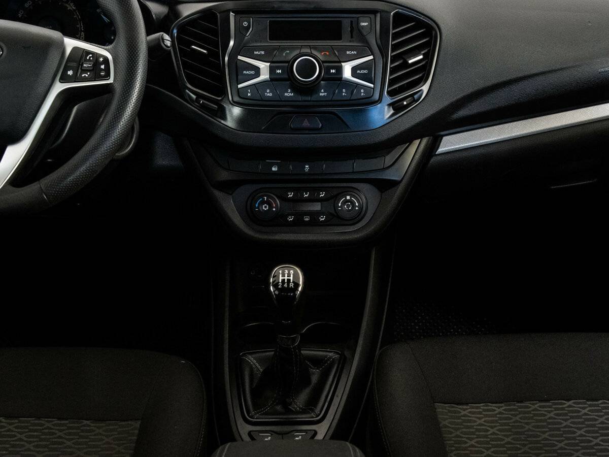 Б/У Лада (ВАЗ) Веста 2021 года. Фото: #10