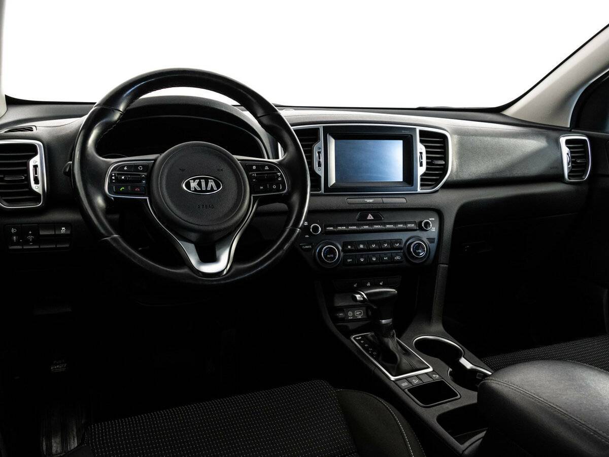 Б/У Киа Спортейдж 2018 года. Фото: #8