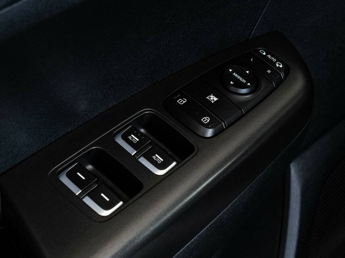 Б/У Киа Спортейдж 2018 года. Фото: #16