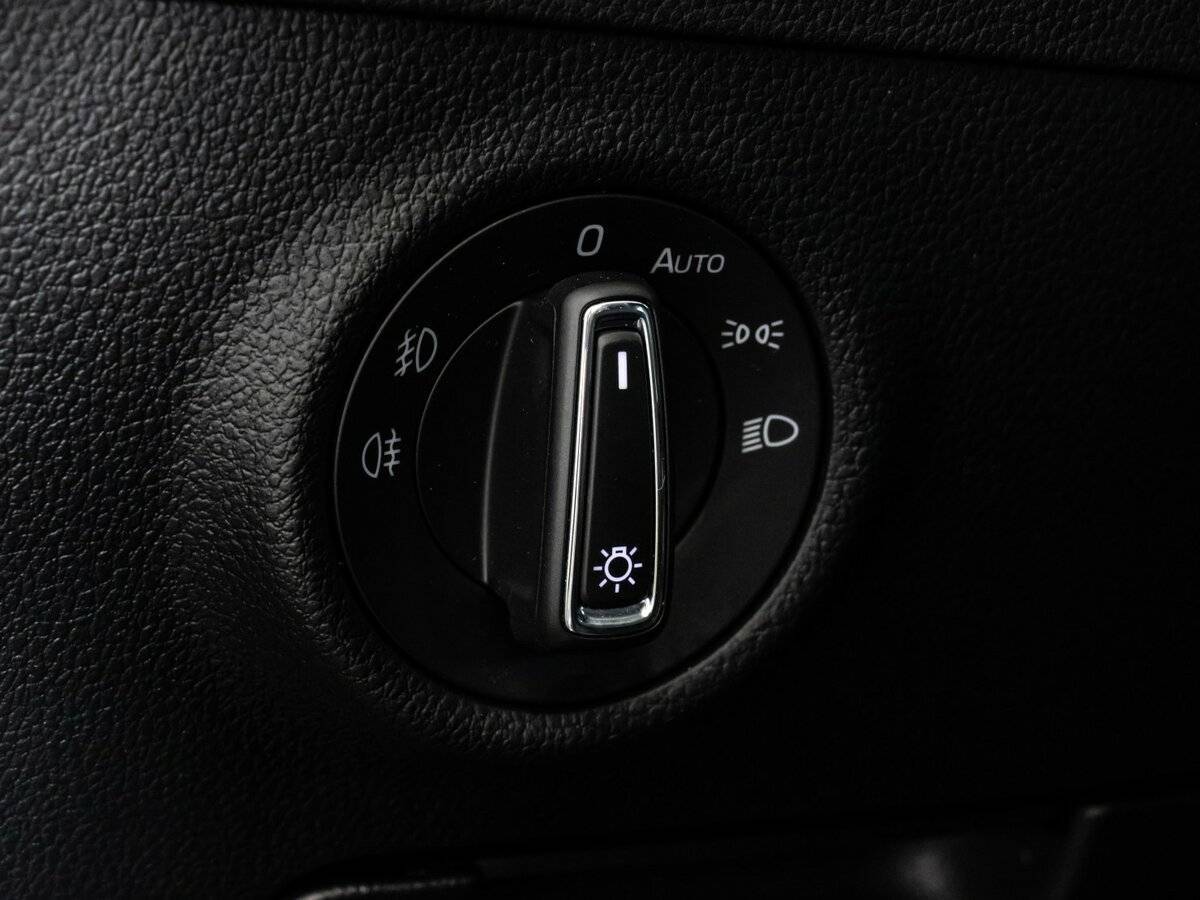 Skoda Superb 2017 года с пробегом. Фото: #22