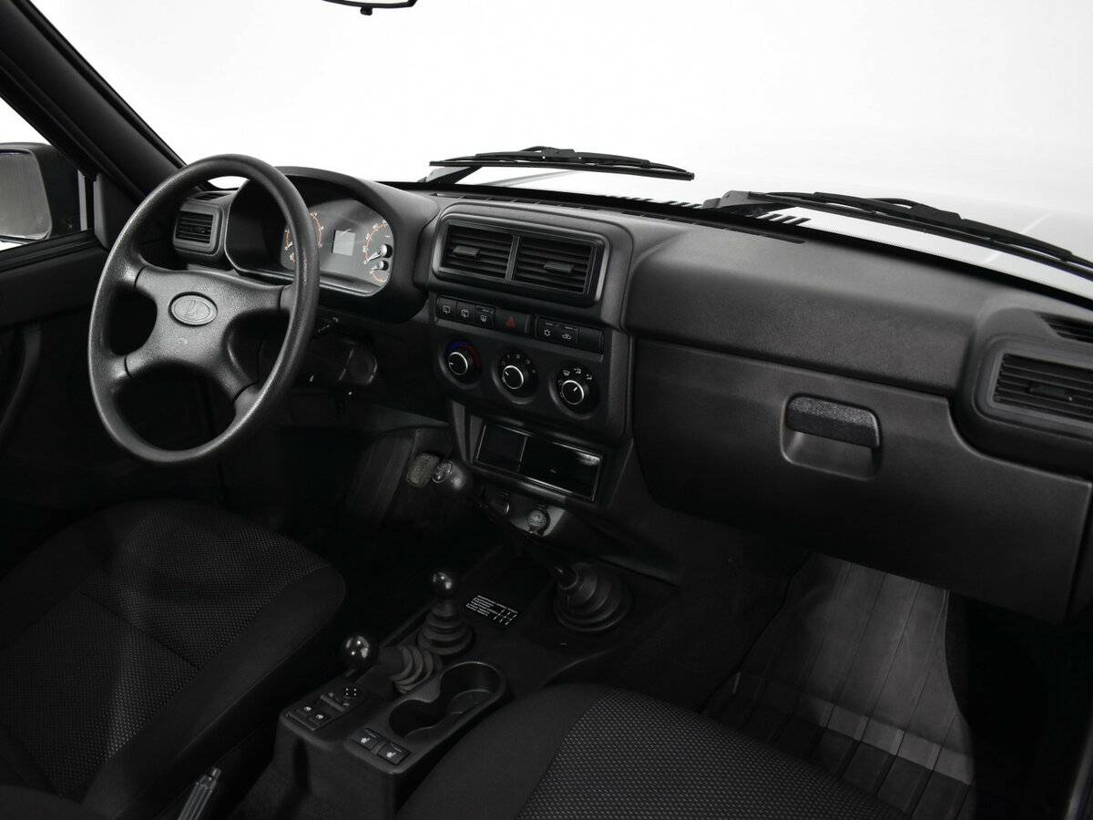 Б/У Лада (ВАЗ) Нива Лэдженд 2024 года. Фото: #9