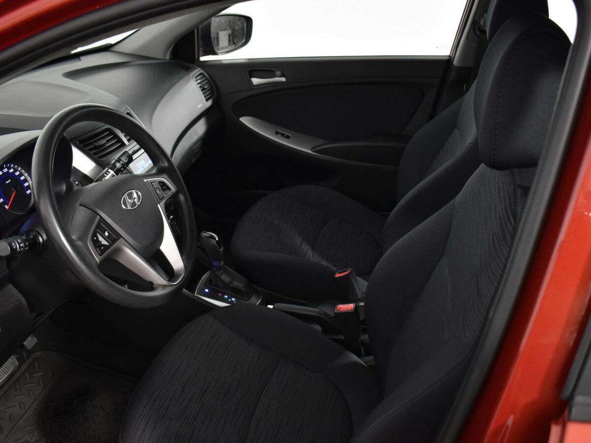 Б/У Хендай Солярис 2014 года. Фото: #8