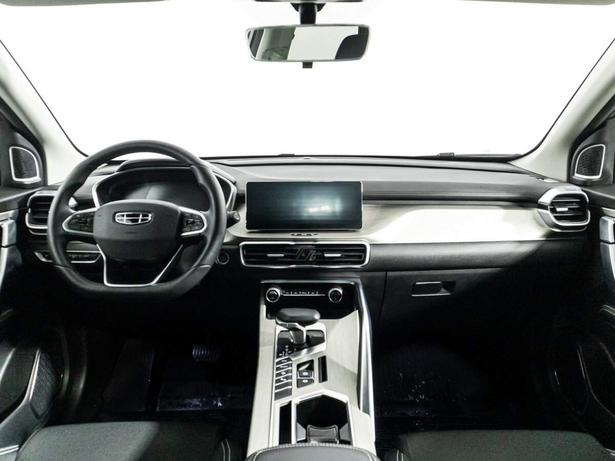 Geely Coolray 2023 года с пробегом. Фото: #12