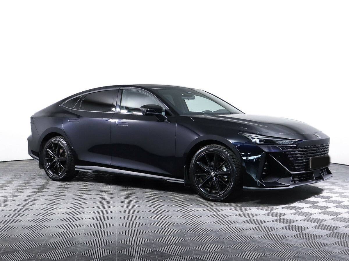 Changan UNI-V 2023 года с пробегом. Фото: #2