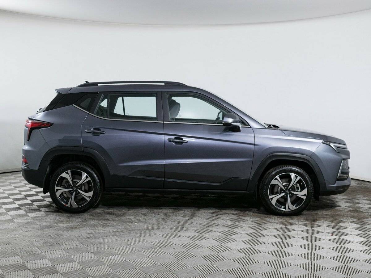 Москвич 3 2023 года с пробегом. Фото: #3