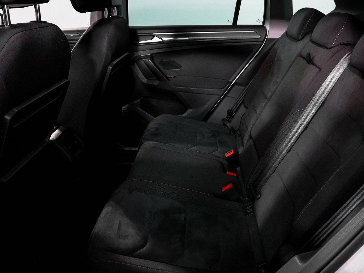 Б/У Фольксваген Тигуан 2019 года. Фото: #9