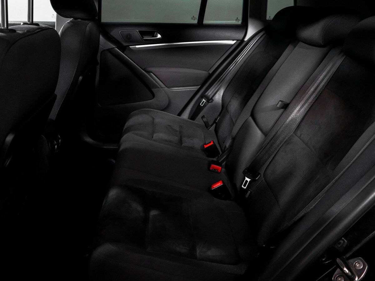 Б/У Фольксваген Тигуан 2015 года. Фото: #9