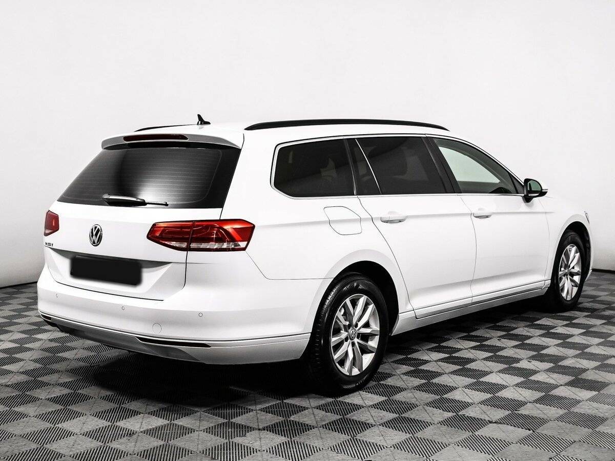 Б/У Фольксваген Пассат 2018 года. Фото: #4