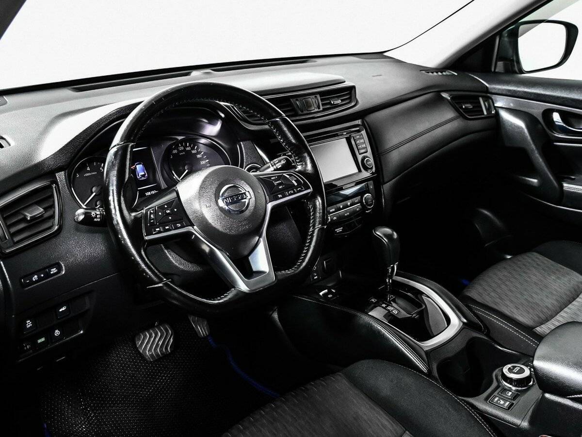 Б/У Ниссан Икс-Трейл 2019 года. Фото: #12