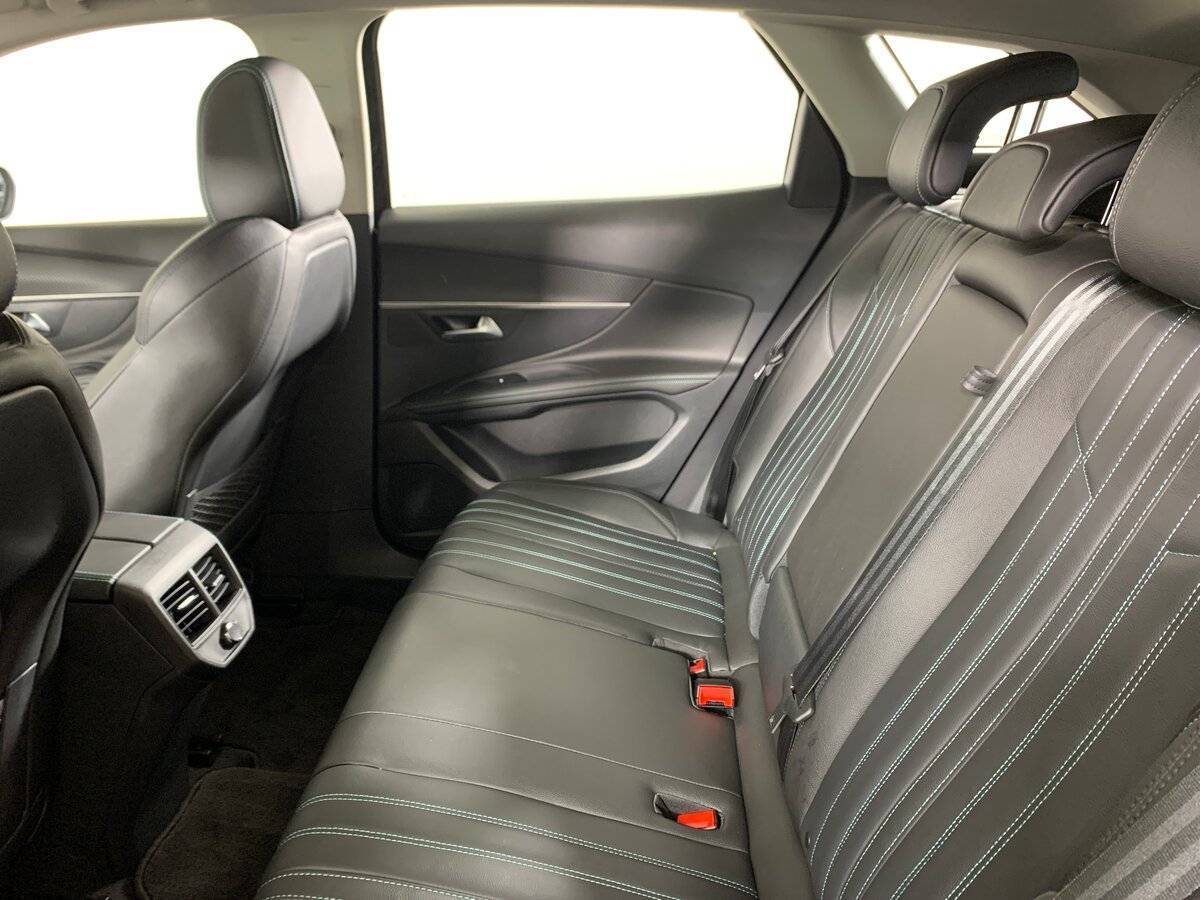 Peugeot 4008 2023 года с пробегом. Фото: #18