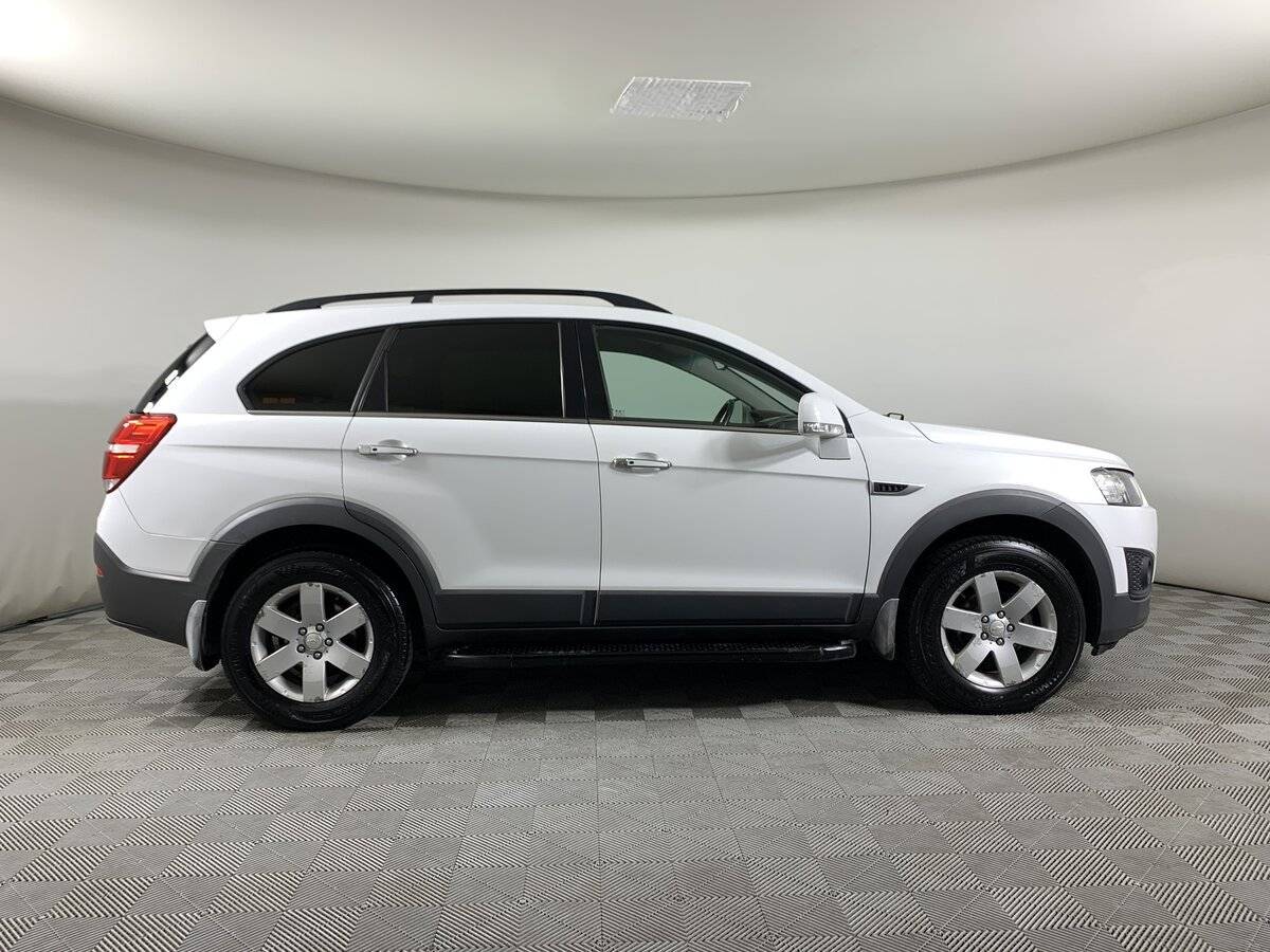 Chevrolet Captiva 2014 года с пробегом. Фото: #3