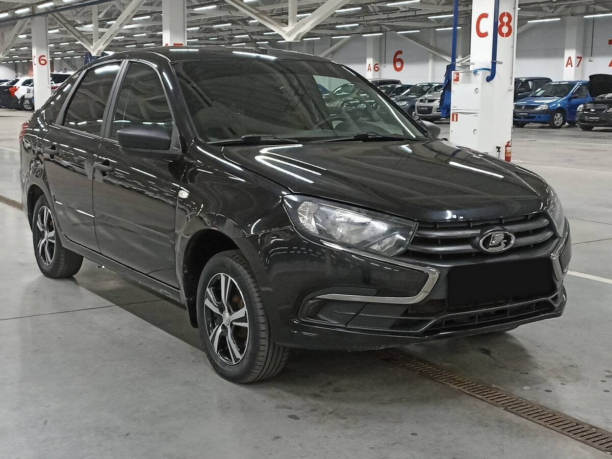 Lada (ВАЗ) Granta 2018 года с пробегом. Фото: #2