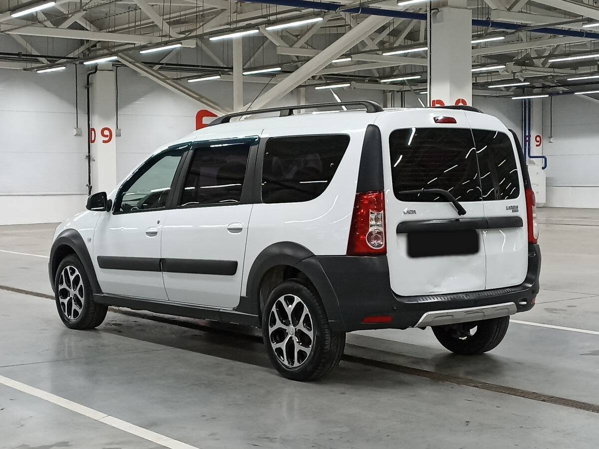 Lada (ВАЗ) Largus 2017 года с пробегом. Фото: #6