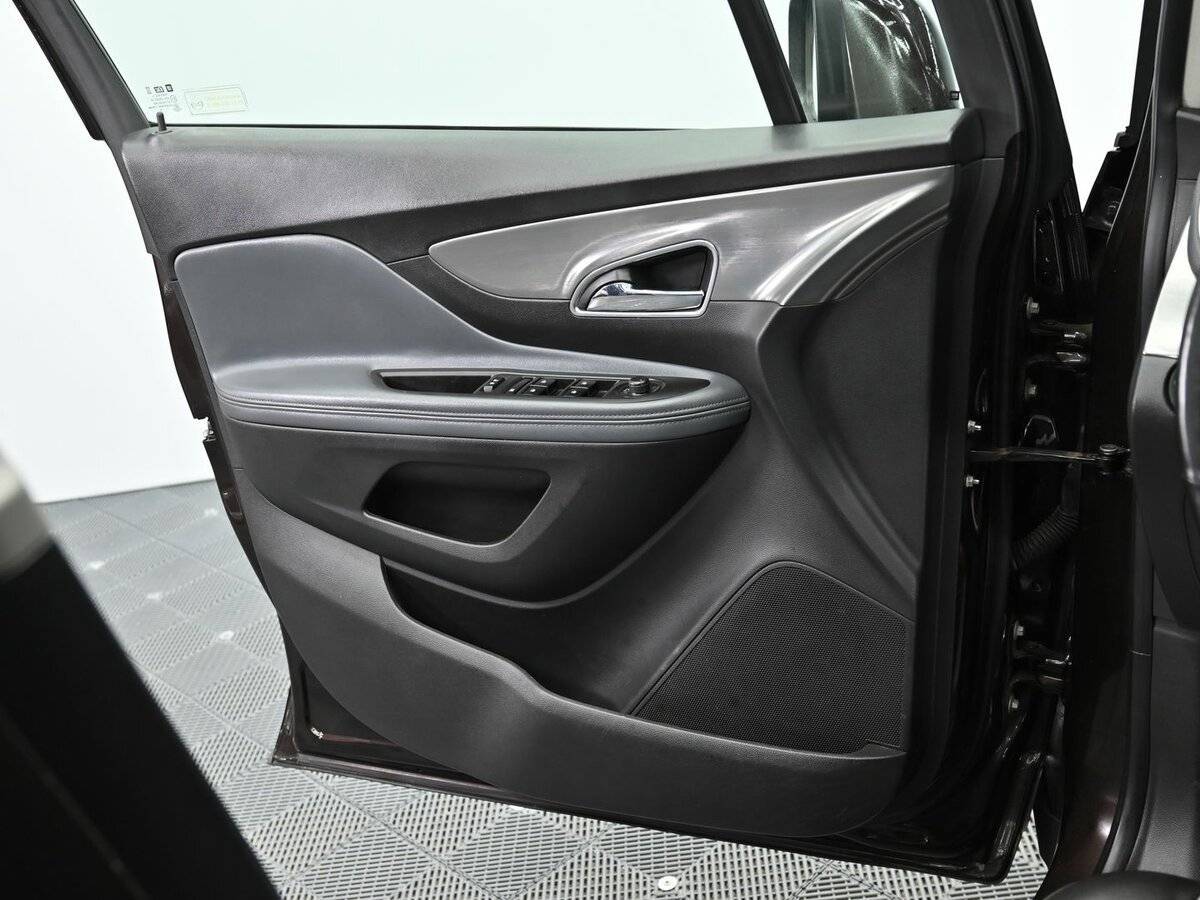 Б/У Опель Мокка 2014 года. Фото: #4