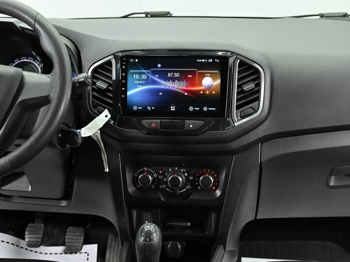 Б/У Лада (ВАЗ) ИКСРЭЙ 2018 года. Фото: #7