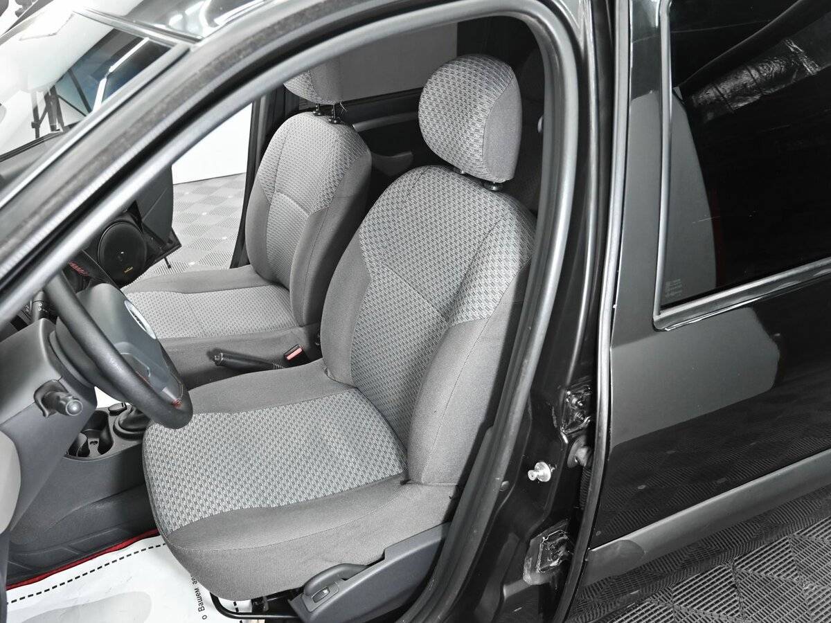 Lada (ВАЗ) Largus 2015 года с пробегом. Фото: #5