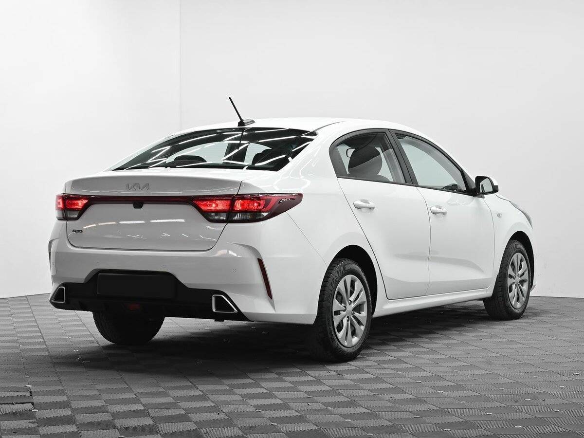 Kia Rio 2022 года с пробегом. Фото: #3