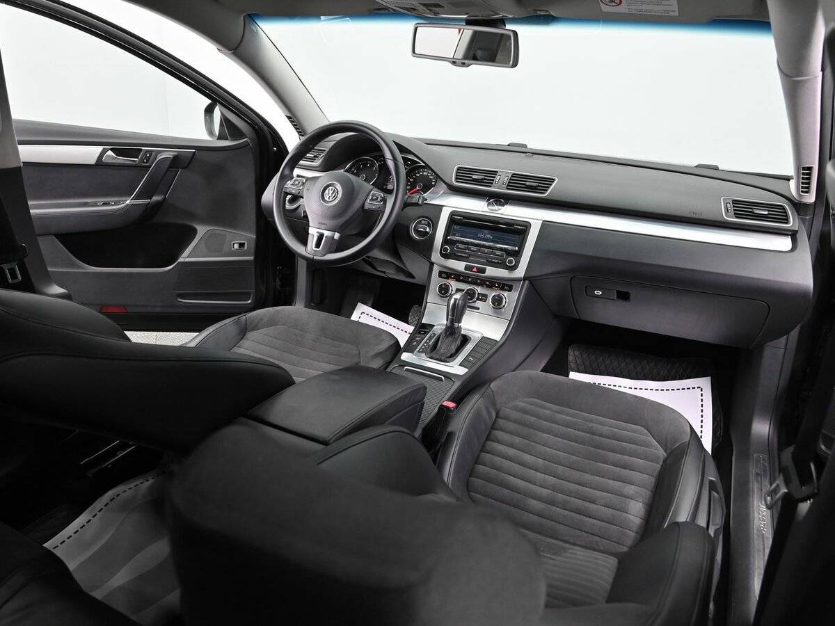 Volkswagen Passat 2012 года с пробегом. Фото: #12