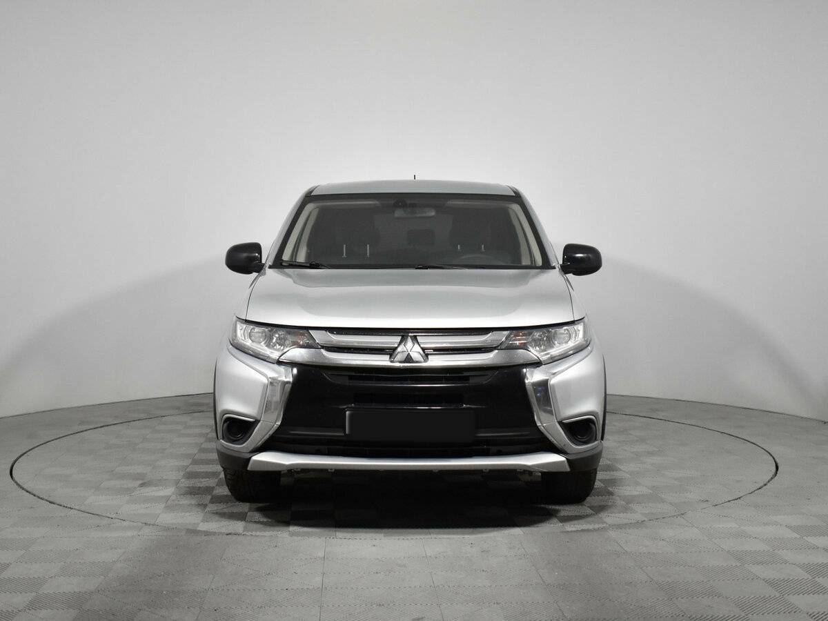 Mitsubishi Outlander 2015 года с пробегом. Фото: #1