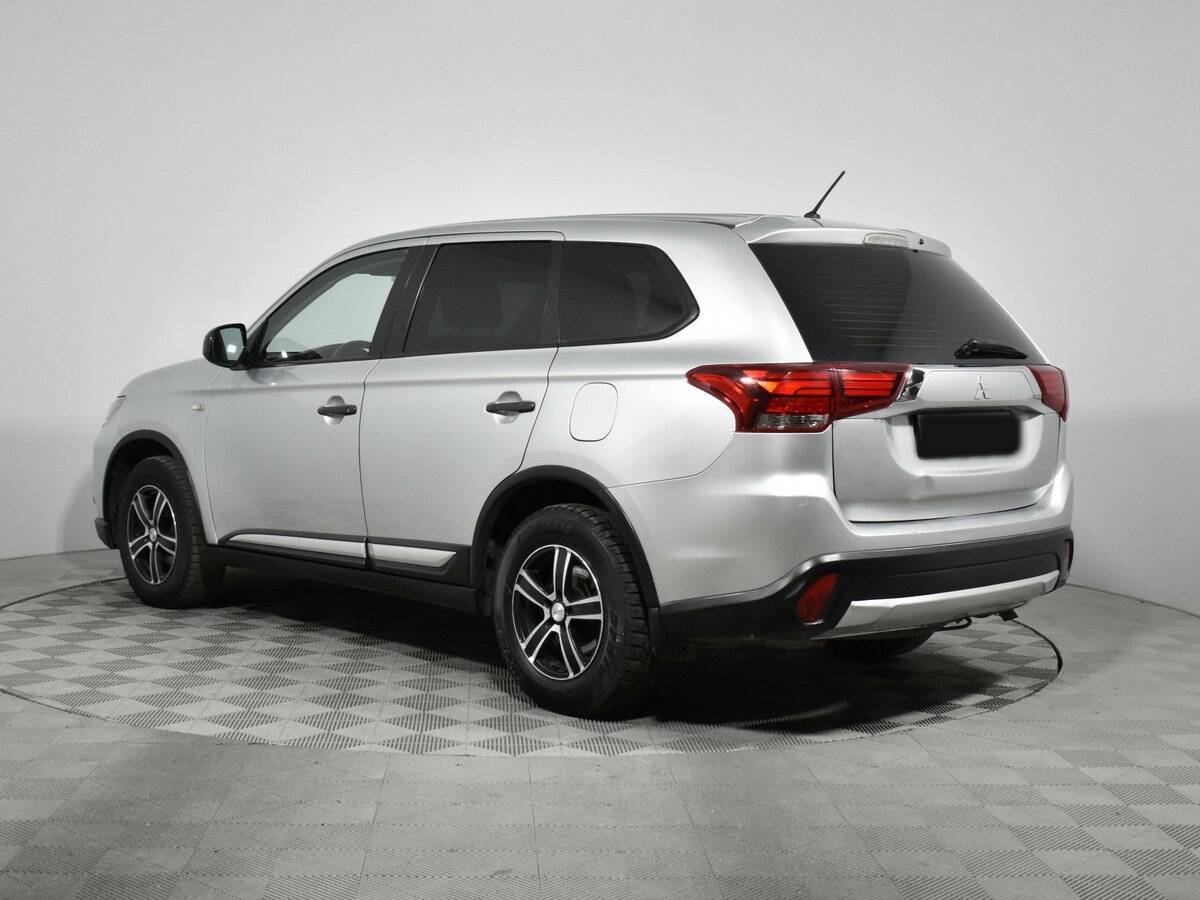 Mitsubishi Outlander 2015 года с пробегом. Фото: #6