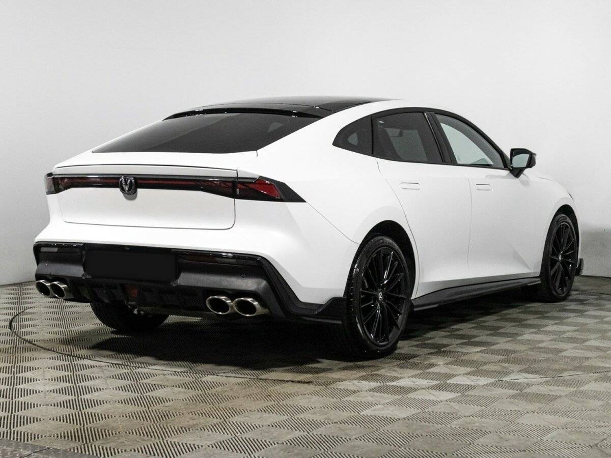 Changan UNI-V 2023 года с пробегом. Фото: #4