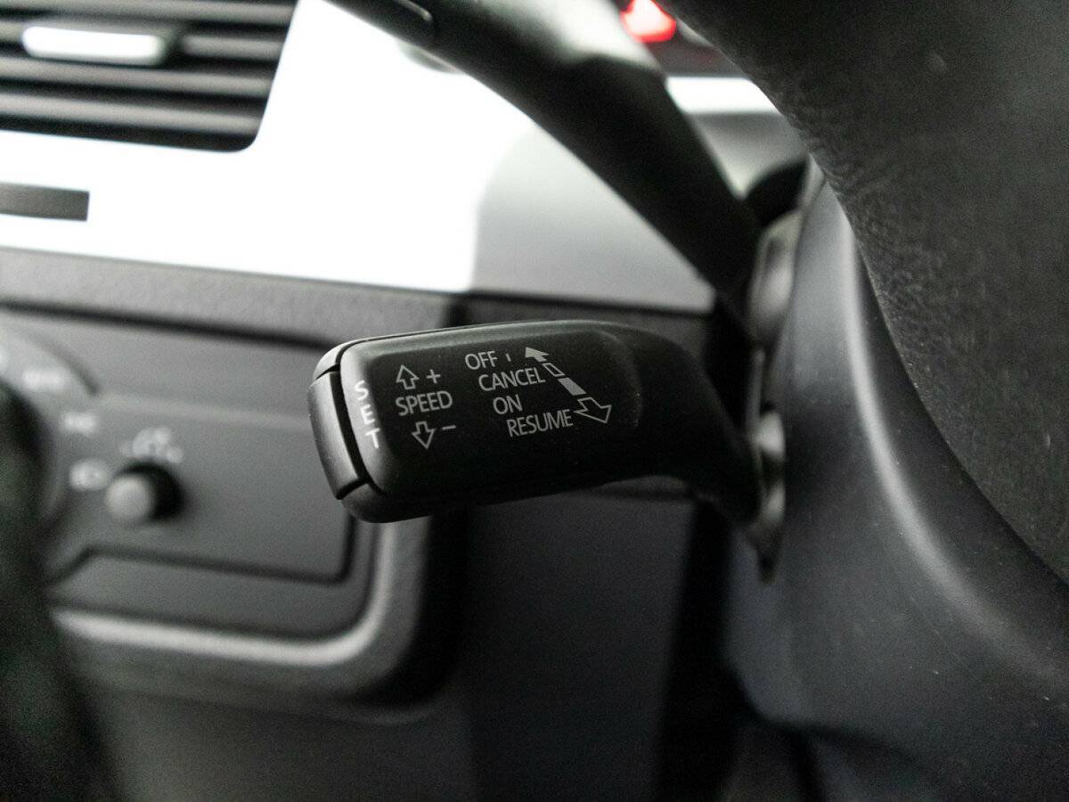 Volkswagen Touareg 2016 года с пробегом. Фото: #22