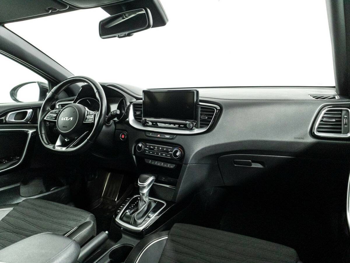 Б/У Киа Сид 2021 года. Фото: #9