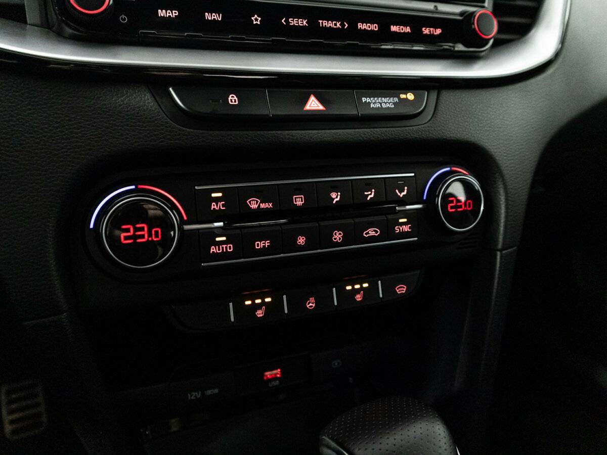 Б/У Киа Сид 2021 года. Фото: #16