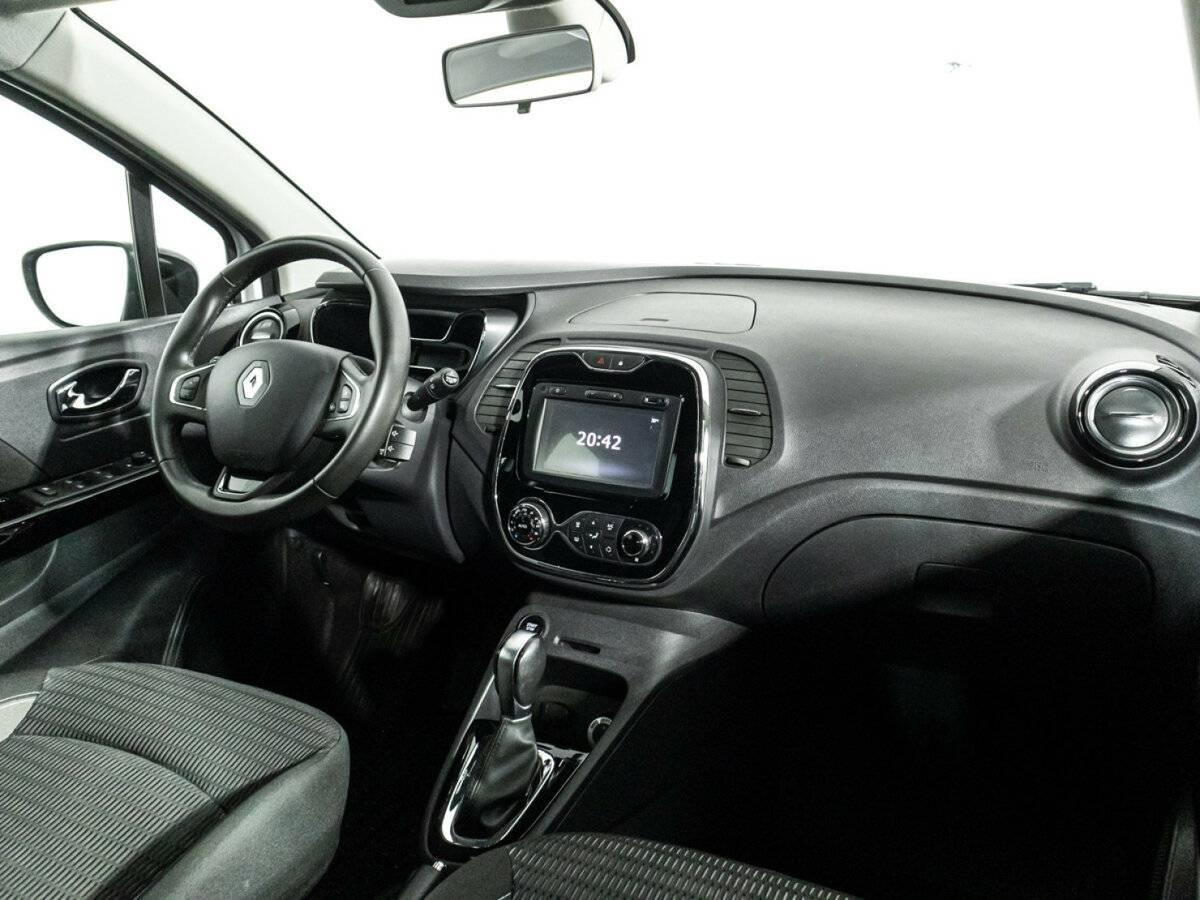 Б/У Рено Каптюр 2017 года. Фото: #8