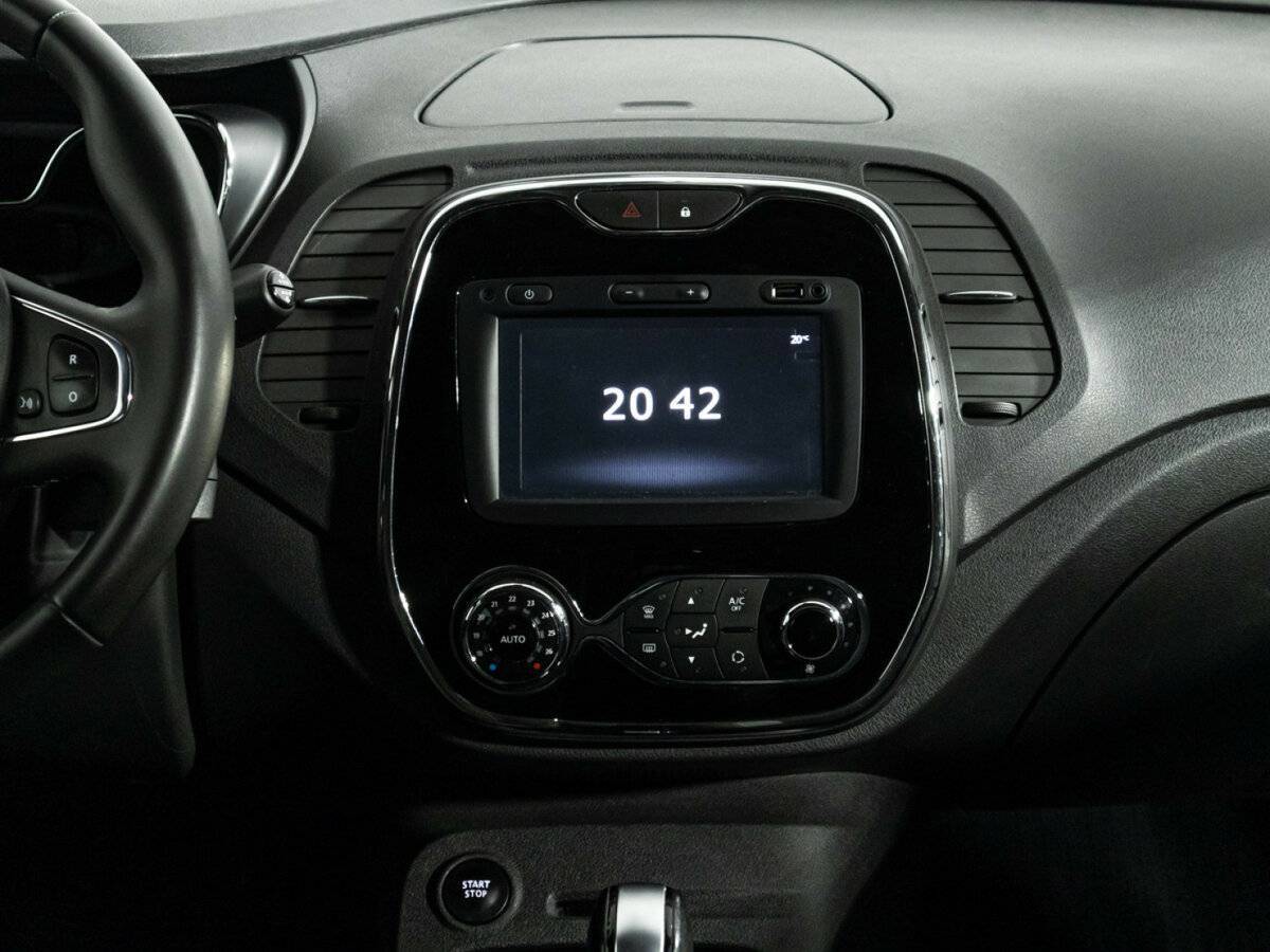 Б/У Рено Каптюр 2017 года. Фото: #13