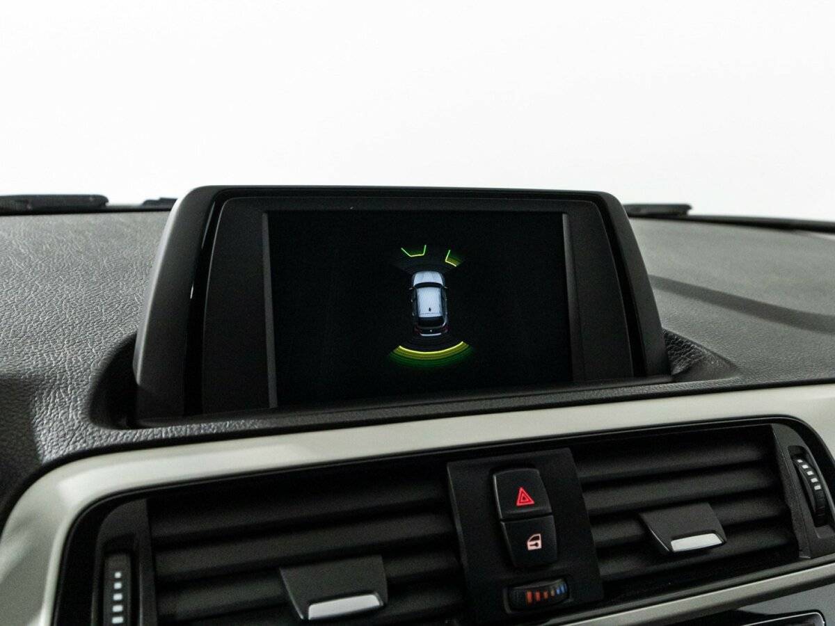 BMW 1 серии 2018 года с пробегом. Фото: #16