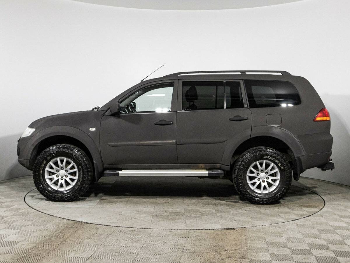 Mitsubishi Pajero Sport 2012 года с пробегом. Фото: #7