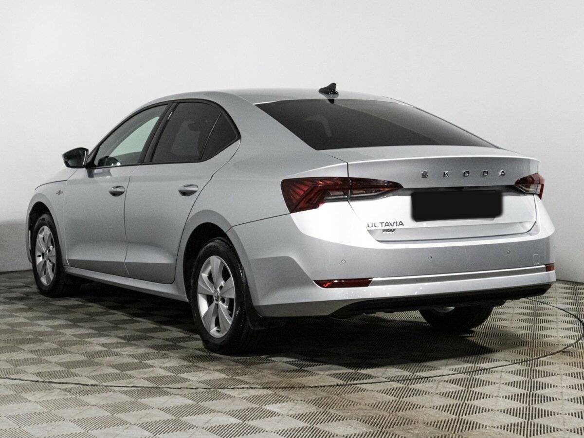 Б/У Шкода Октавия 2021 года. Фото: #6