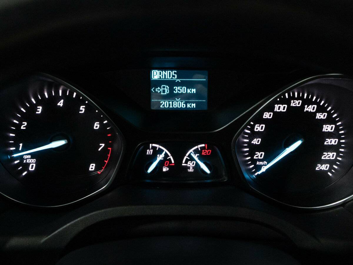 Б/У Форд Куга 2016 года. Фото: #11