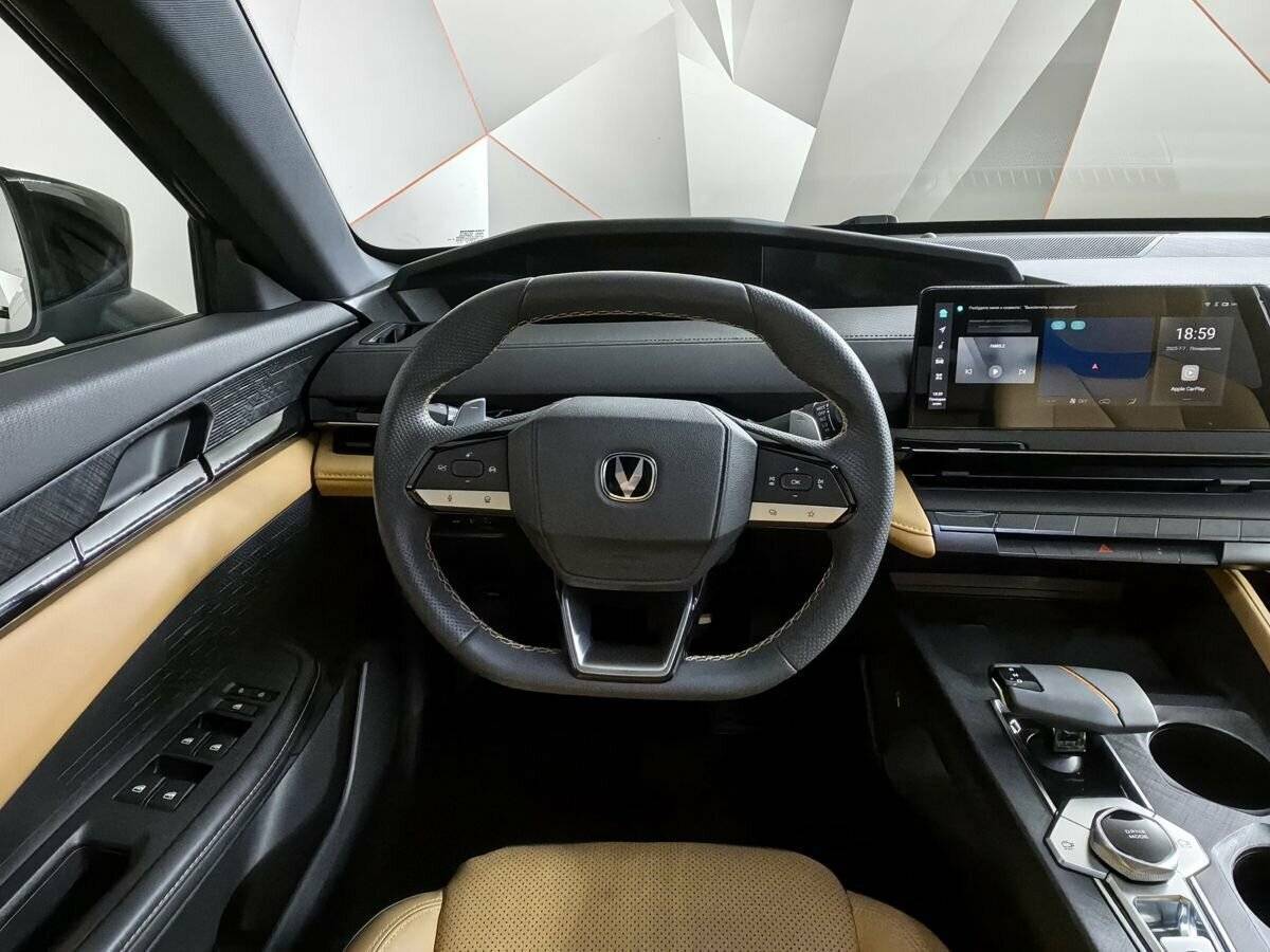 Changan UNI-V 2022 года с пробегом. Фото: #17