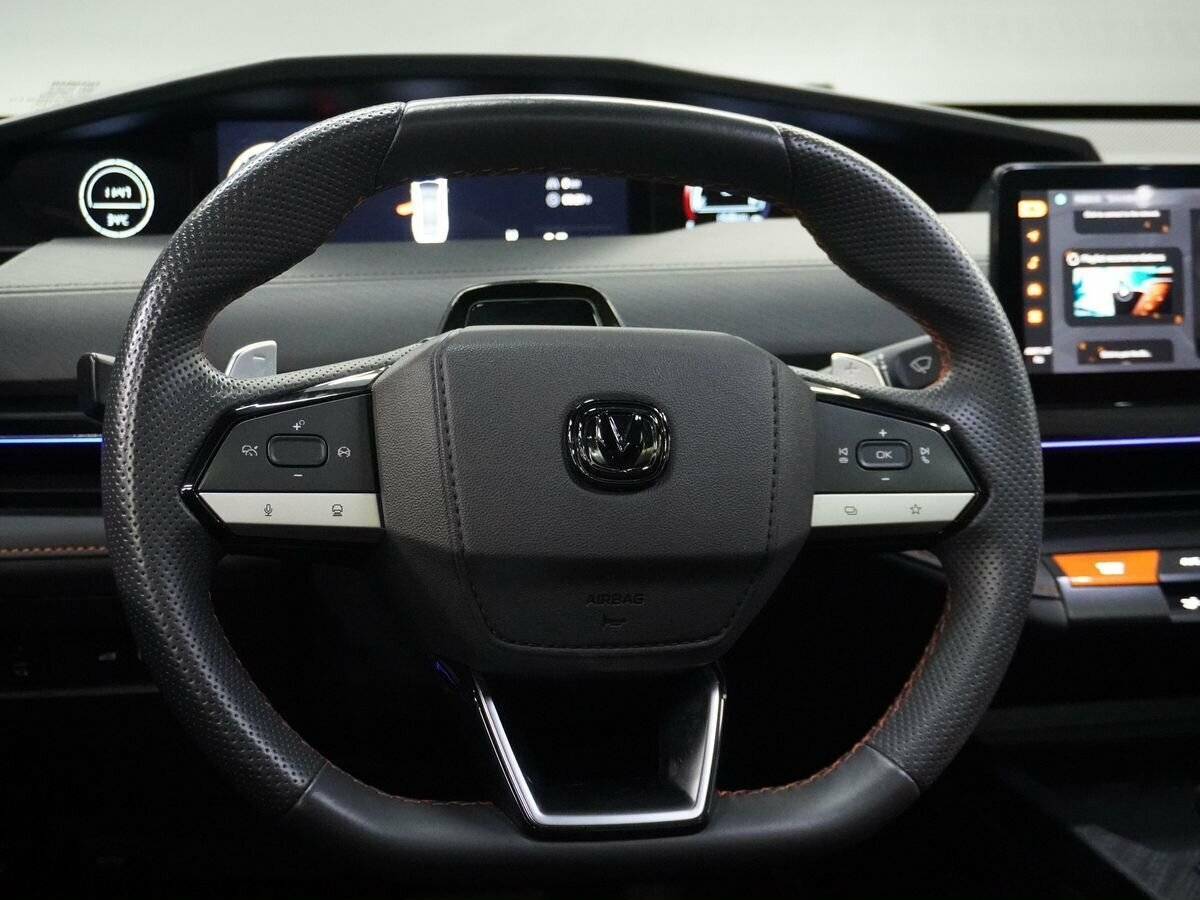 Changan UNI-V 2022 года с пробегом. Фото: #14