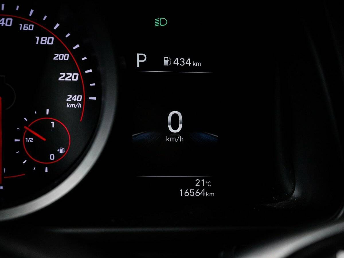 Б/У Хендай Елантра 2021 года. Фото: #10