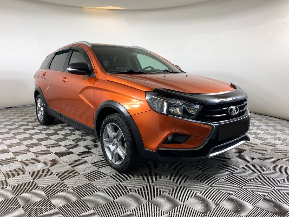 Lada (ВАЗ) Vesta 2021 года с пробегом. Фото: #2