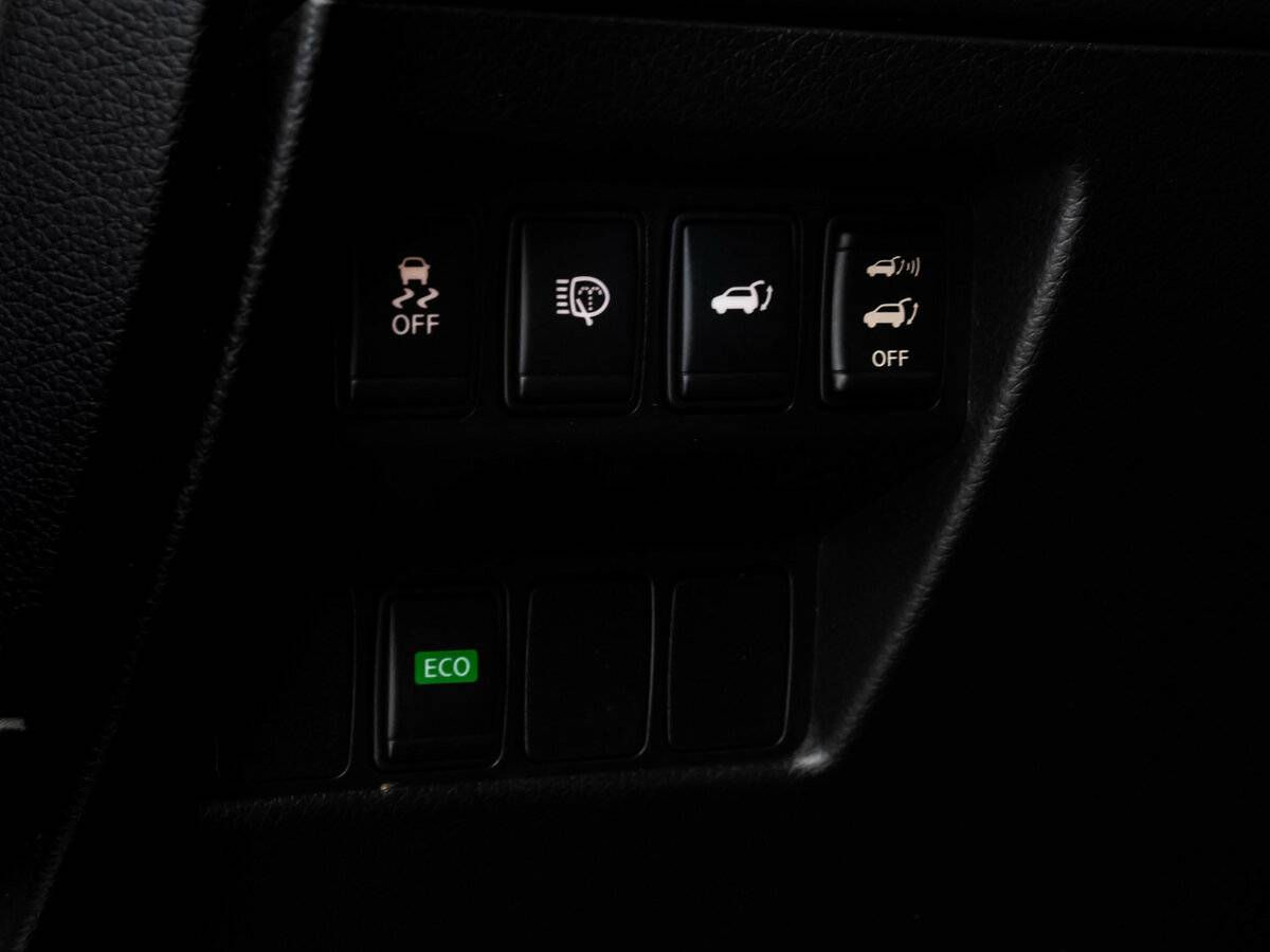 Б/У Ниссан Икс-Трейл 2016 года. Фото: #17