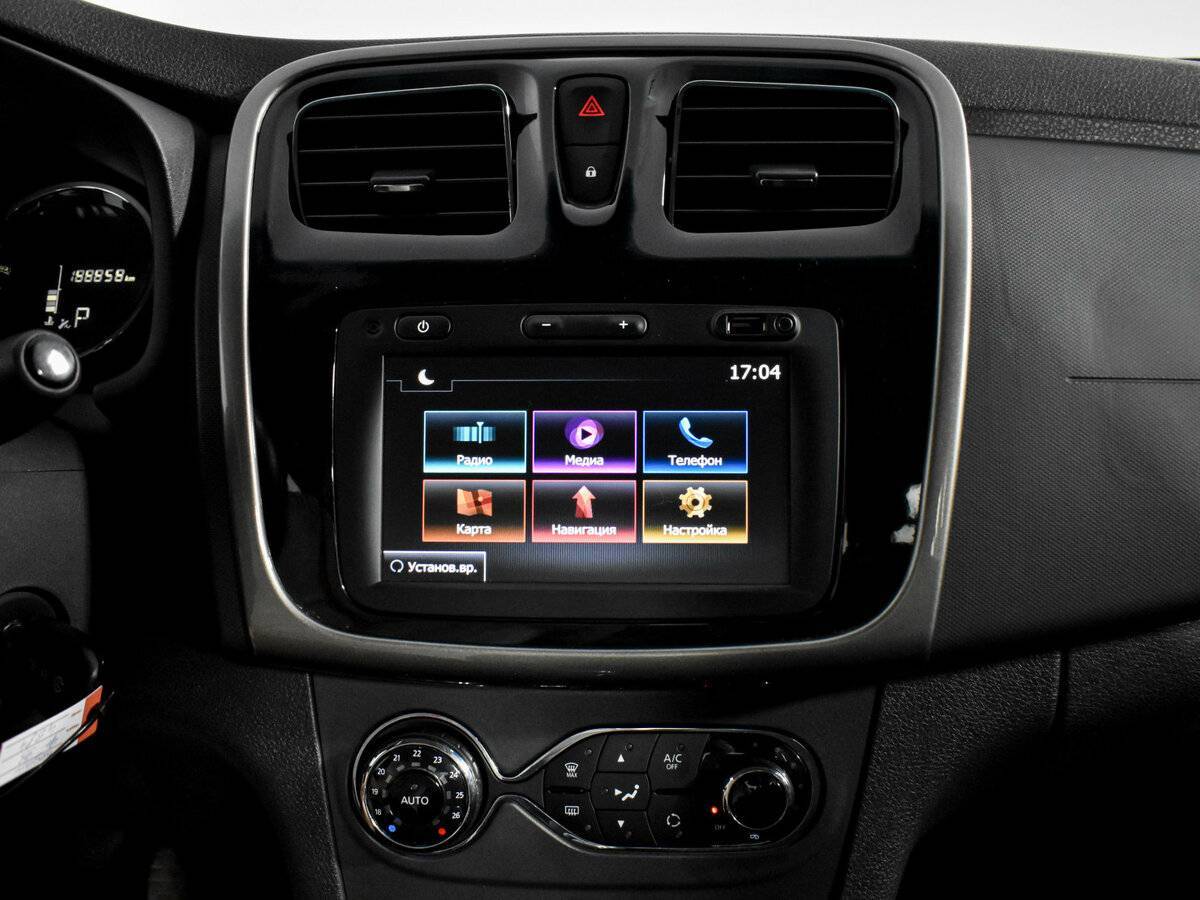 Б/У Рено Логан 2019 года. Фото: #13