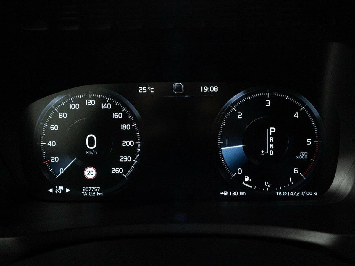 Volvo XC90 2015 года с пробегом. Фото: #11