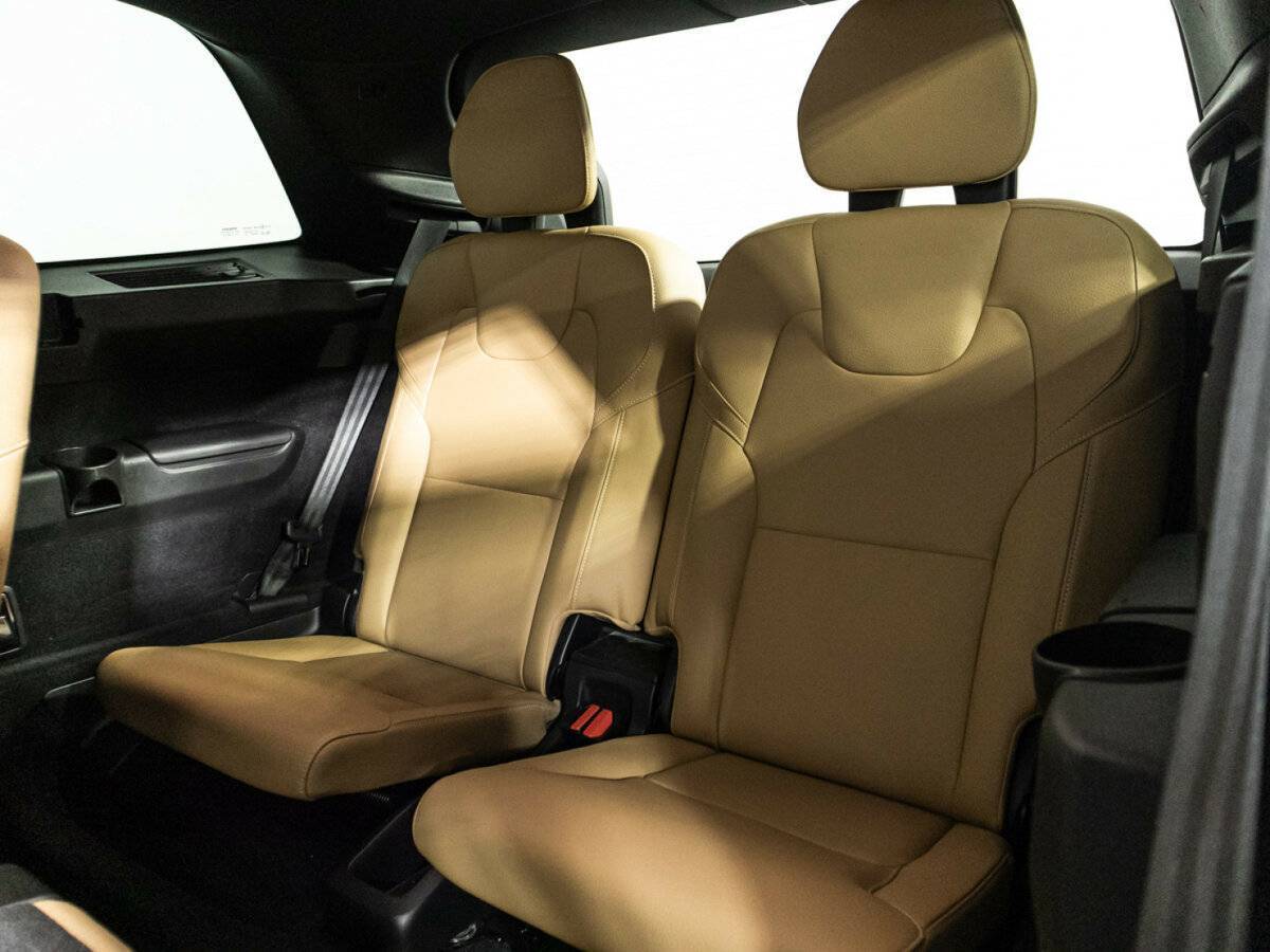 Volvo XC90 2015 года с пробегом. Фото: #15