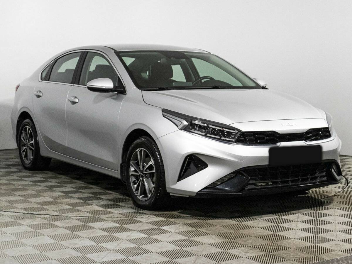 Б/У Киа Церато 2021 года. Фото: #2