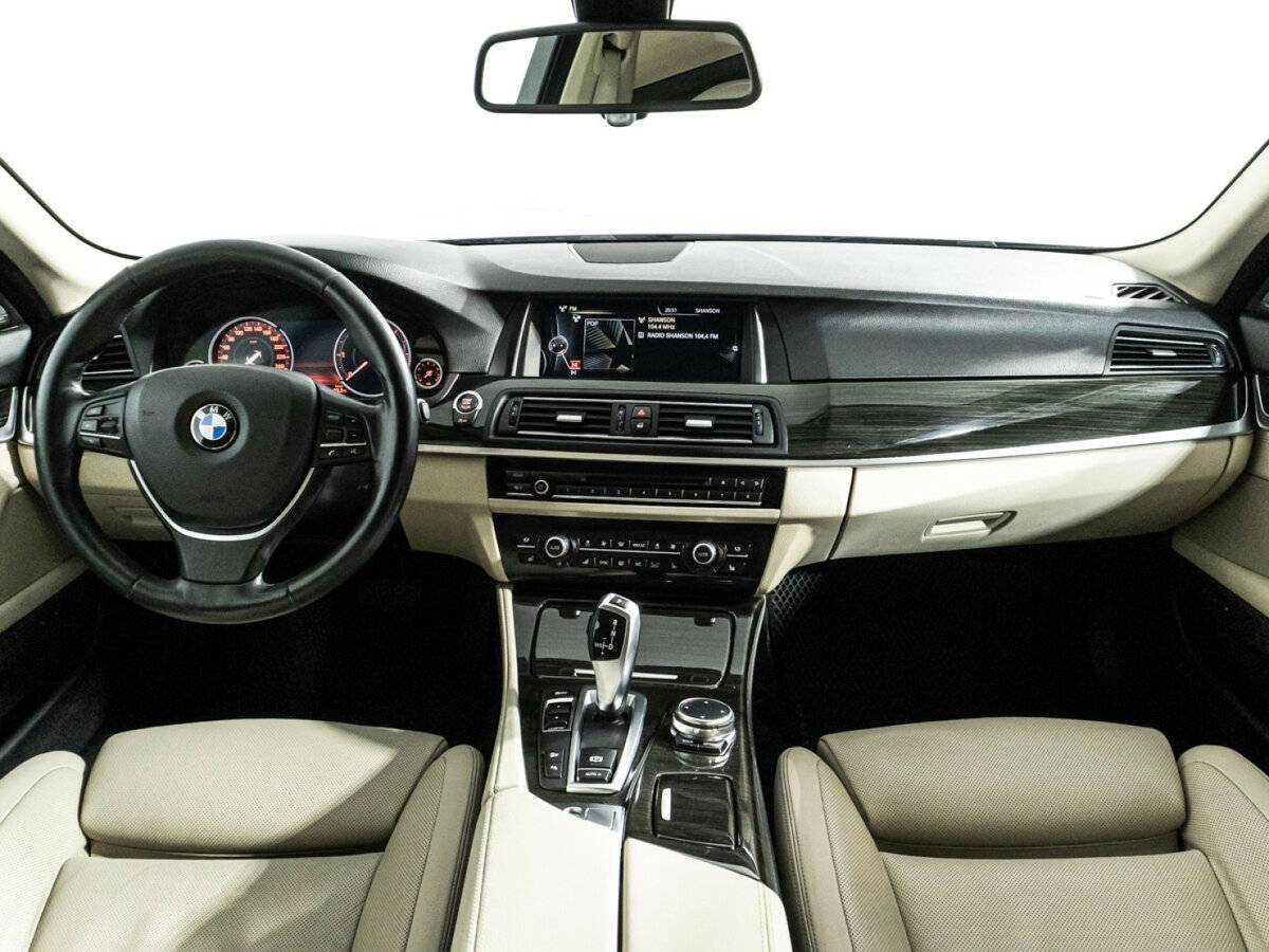 BMW 5 серии 2016 года с пробегом. Фото: #12