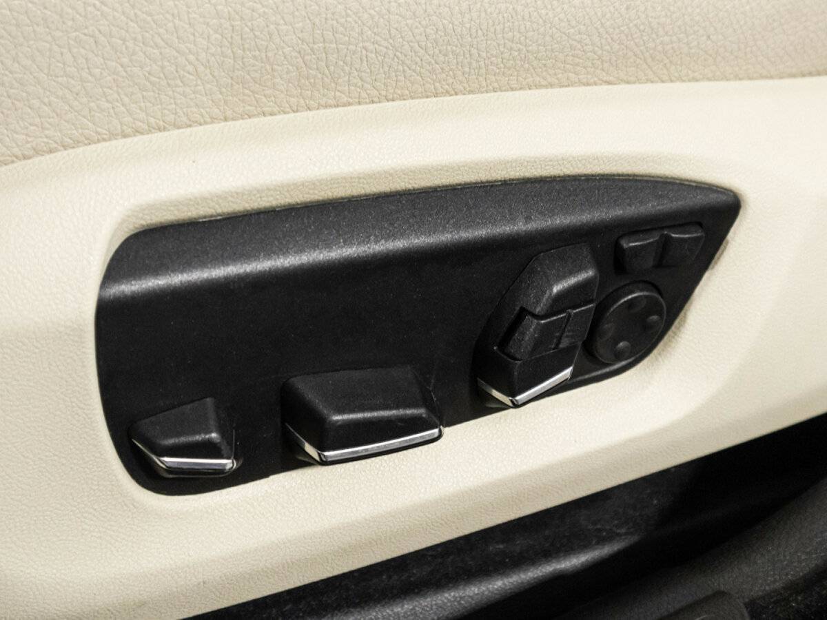 BMW 5 серии 2016 года с пробегом. Фото: #16