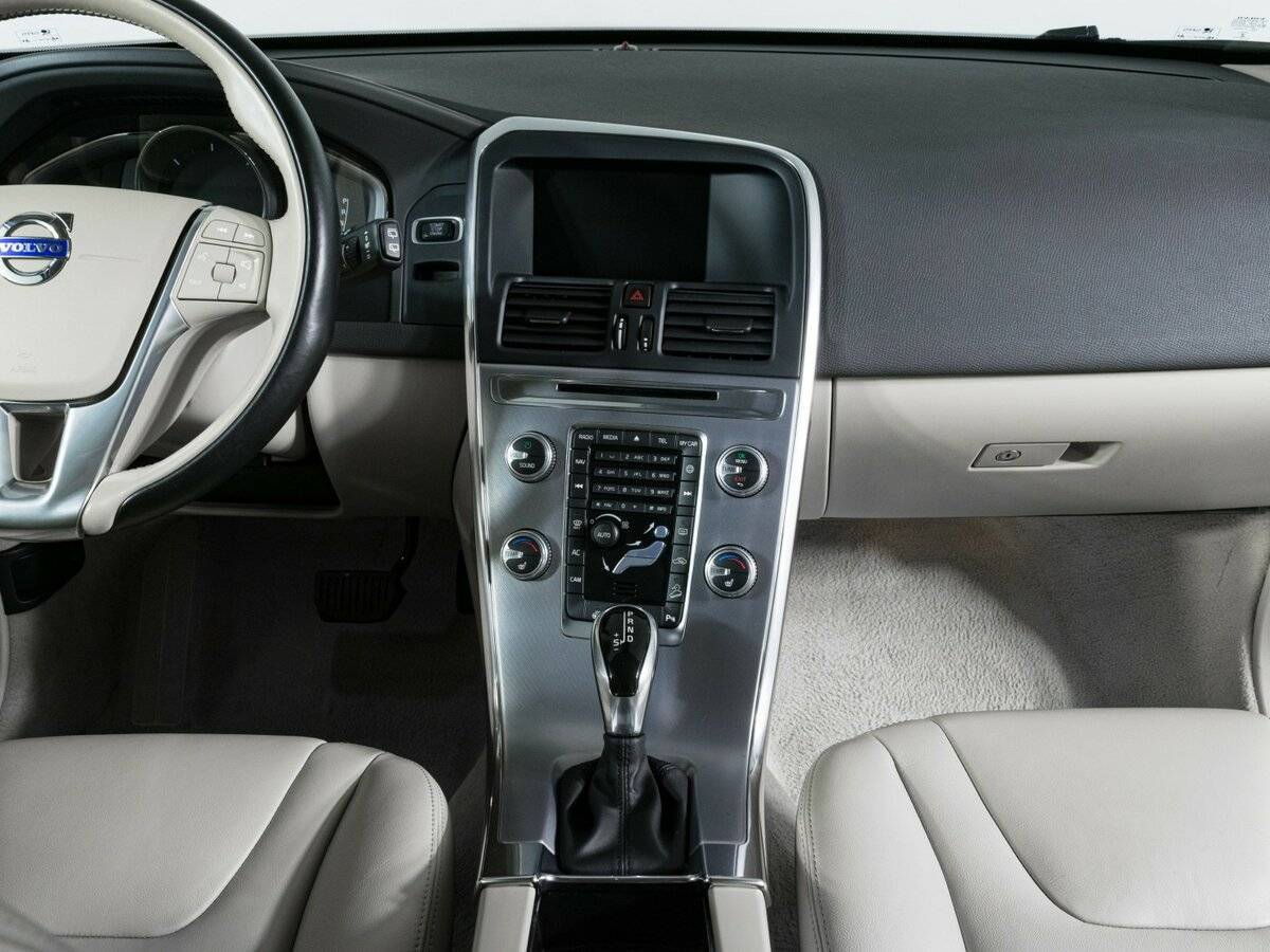 Volvo XC60 2016 года с пробегом. Фото: #11