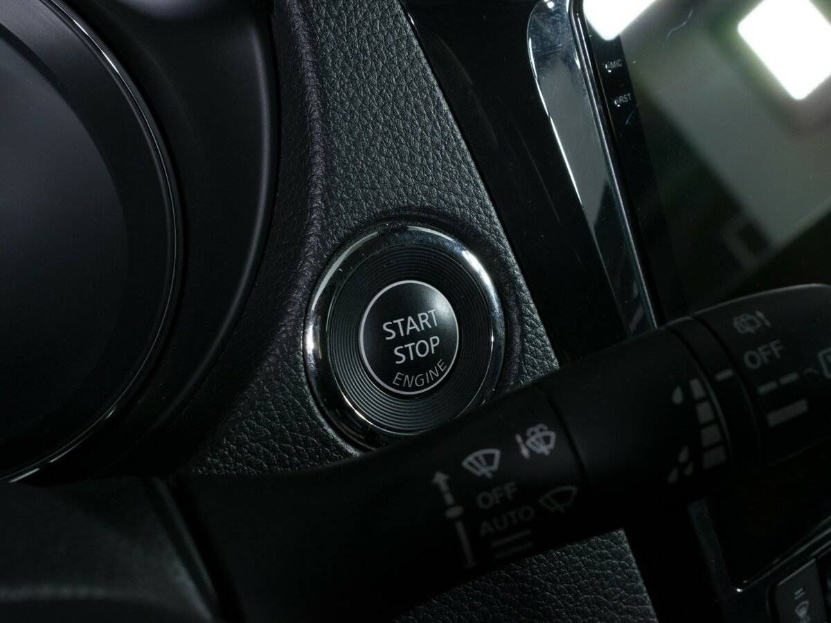 Б/У Ниссан Икс-Трейл 2018 года. Фото: #12