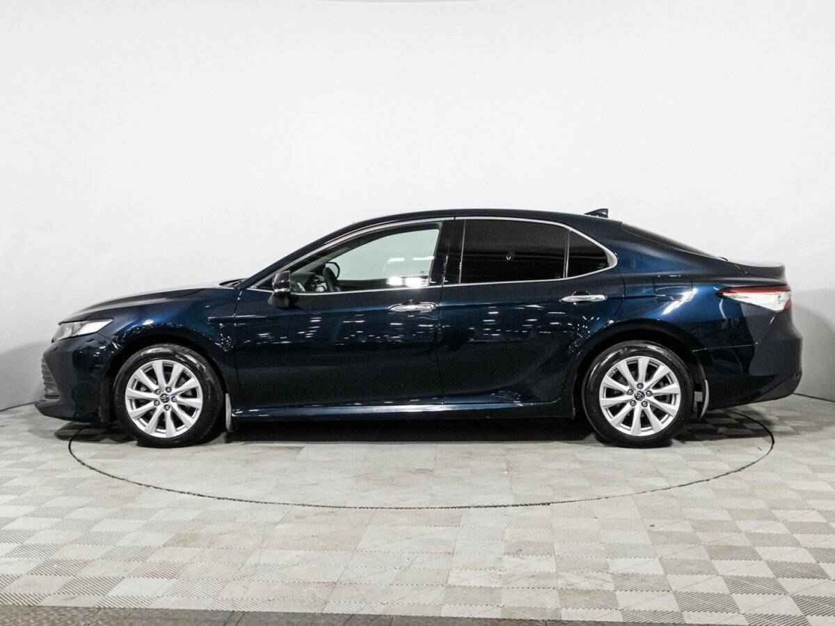 Toyota Camry 2019 года с пробегом. Фото: #7